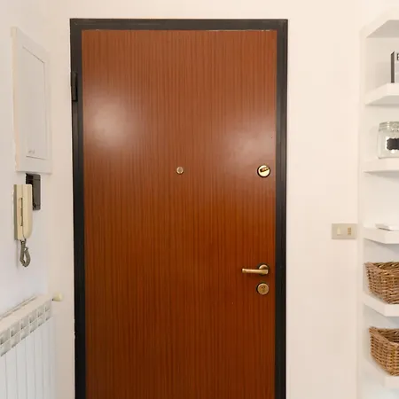 La Mignon By Happyhostorino Apartment Turin